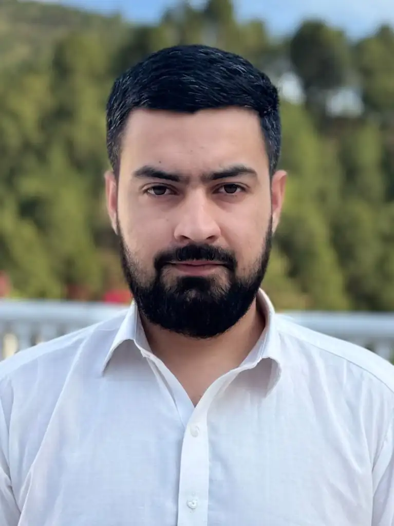 Maaez, Operations Manager for Shyok Tours